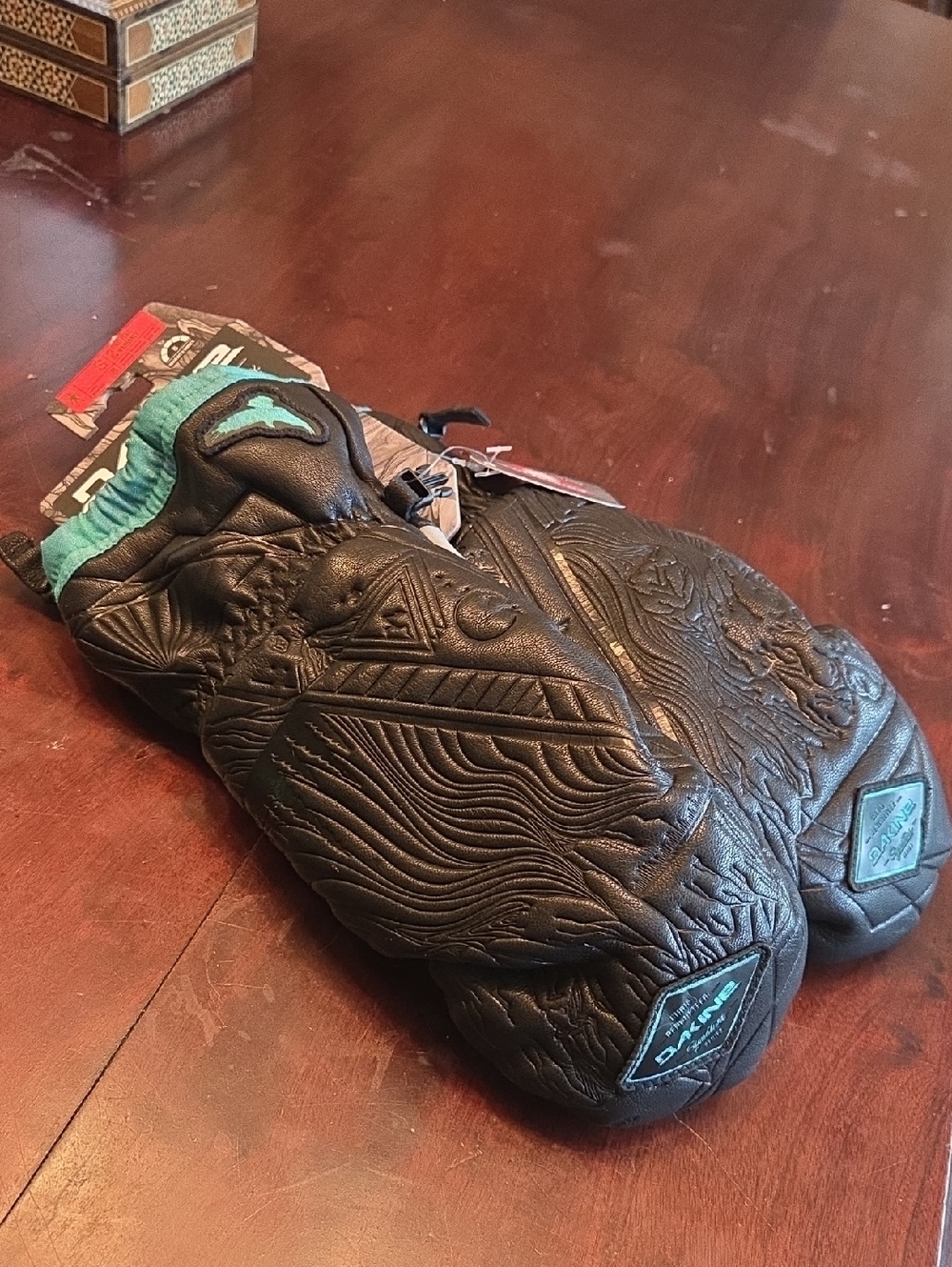 Dakine Chris Benchetler Team Voyager Mitt